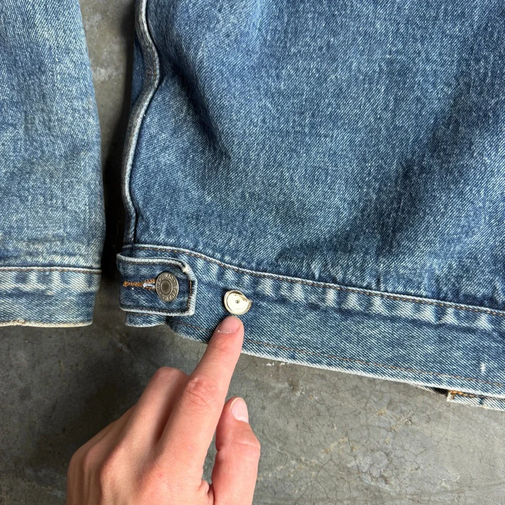 Vintage Banana Republic Trucker Jacket Mens Medium Blue Denim Blanket Lined 90s